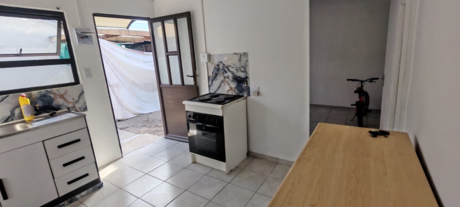 1 Bedroom Property for Sale in Electric City Western Cape